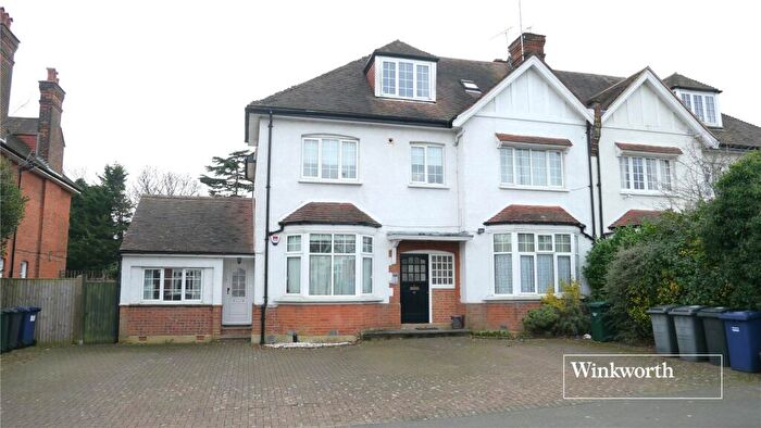 2 Bedroom Apartment To Rent In Northumberland Road, New Barnet, EN5