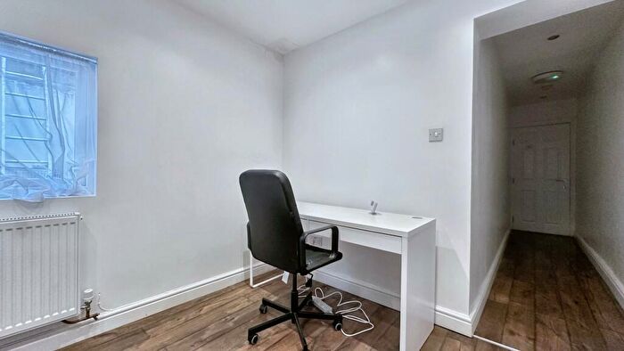1 Bedroom Flat To Rent In Grosvenor Road, St Pauls, Bristol, BS2