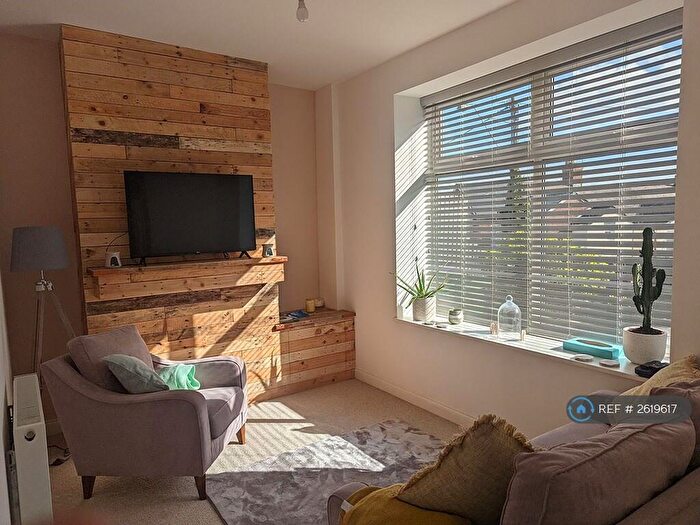 2 Bedroom End Of Terrace House To Rent In Richmond Road, Cwmbran, NP44