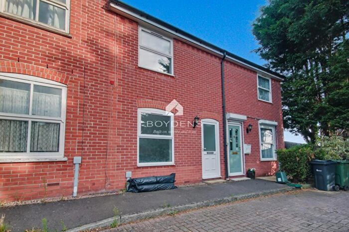 2 Bedroom Terraced House To Rent In Chelsea Mews, Braintree, CM7