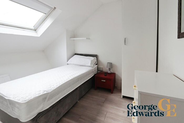 1 Bedroom Apartment To Rent In Fernhill Road, Haverfordwest, SA61