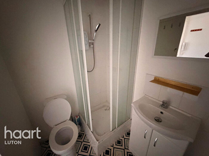 1 Bedroom Apartment To Rent In Handcross Road, Luton, LU2