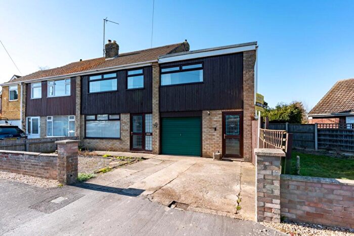 4 Bedroom Semi Detached House For Sale In Almond Close, Boston, PE21