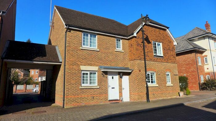 3 Bedroom Semi-Detached House To Rent In The West Hundreds, Elvetham Heath, Fleet, GU51