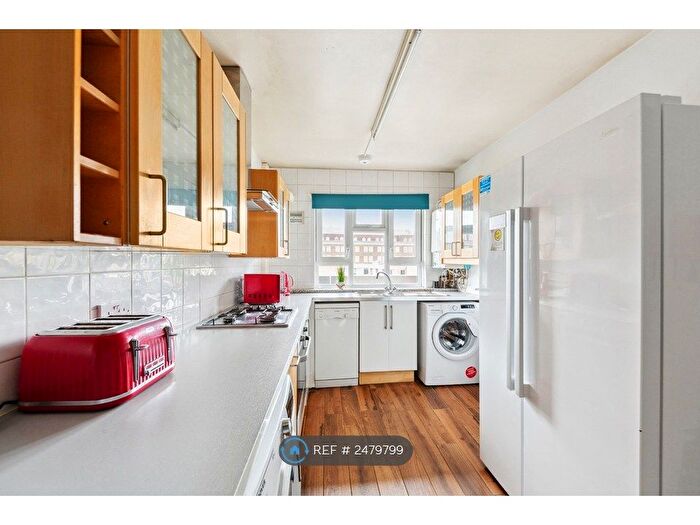 4 Bedroom Flat To Rent In President House, London, EC1V