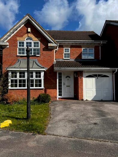 4 Bedroom Detached House To Rent In Printers Way, Dunstable, LU6