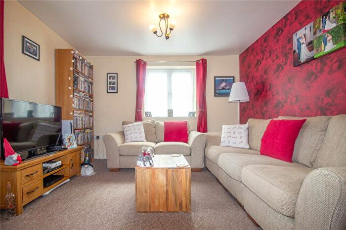 2 Bedroom Apartment For Sale In College Way, Filton, Bristol, BS34