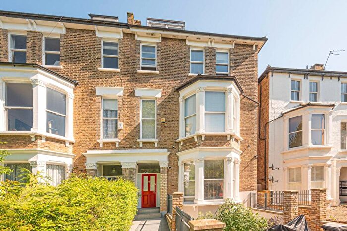 1 Bedroom Flat To Rent In Fordwych Road, West Hampstead, London, NW2