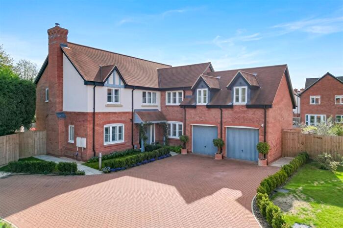 5 Bedroom Detached House For Sale In Priory Close, Breedon-On-The-Hill, DE73