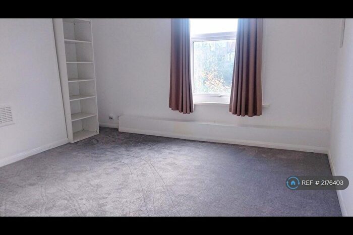 1 Bedroom Flat To Rent In Holmdale Terrace, Stamford Hill, N15