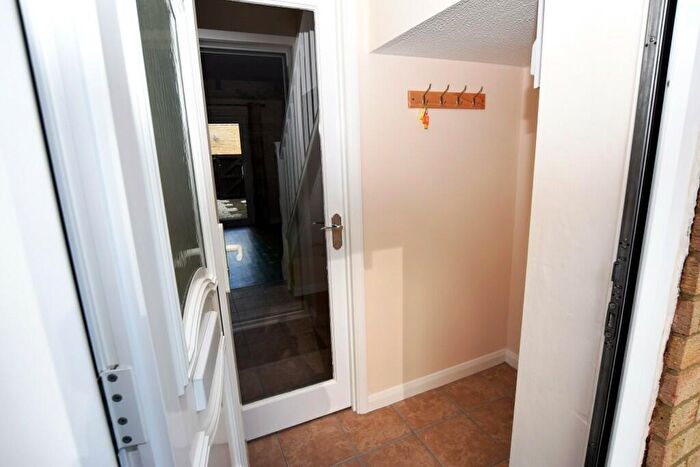1 Bedroom Terraced House To Rent In Fircroft, Bicester, Oxfordshire, OX26