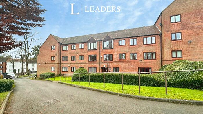 2 Bedroom Apartment For Sale In The Green, Kings Norton, Birmingham, B38