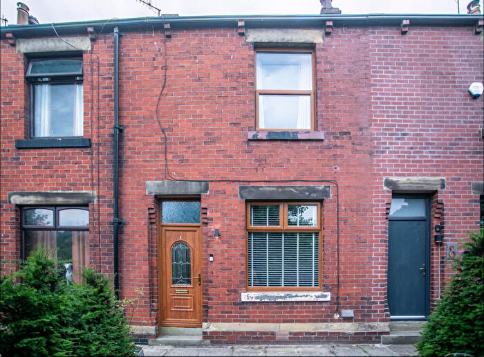2 Bedroom Terraced House For Sale In Cliffe Street, Littleborough, Greater Manchester, OL15