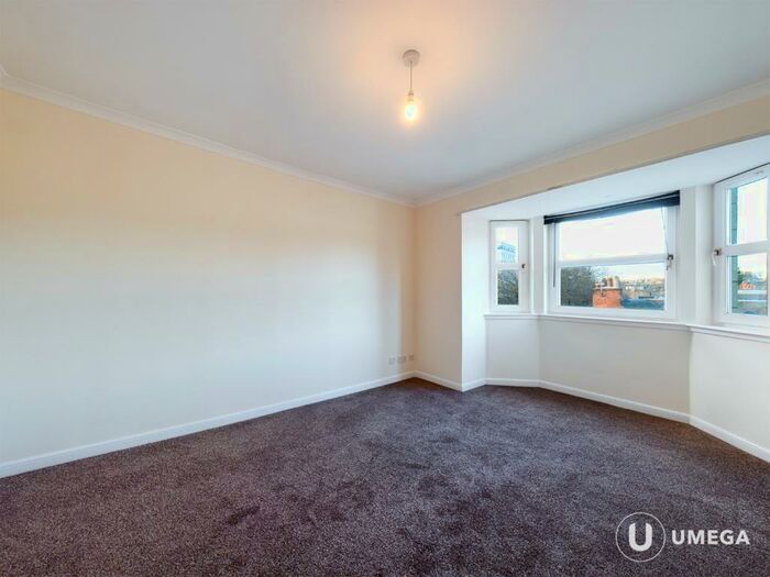 2 Bedroom Flat To Rent In Millar Place, Edinburgh, EH10