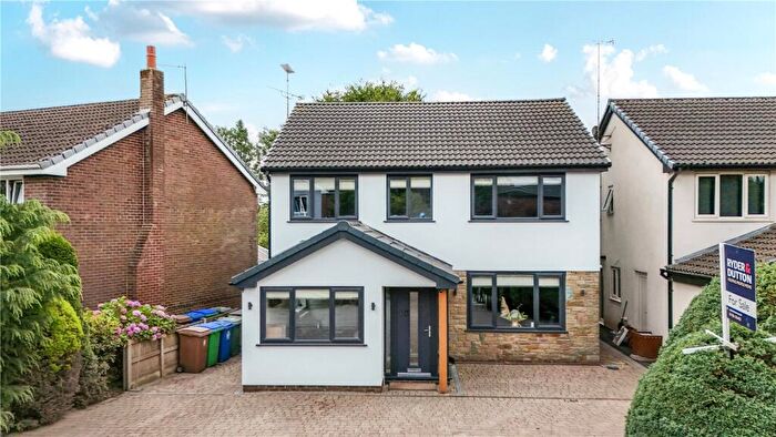 4 Bedroom Detached House For Sale In Knowl Syke Street, Wardle, Rochdale, Greater Manchester, OL12