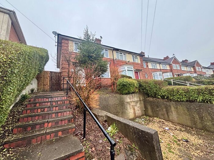 3 Bedroom Semi-Detached House To Rent In Dimsdale Road, Northfield, B31