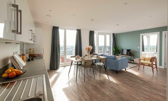 2 Bedroom Apartment To Rent In Flat, The Almere, Avebury Boulevard, Milton Keynes, Buckinghamshire, MK9