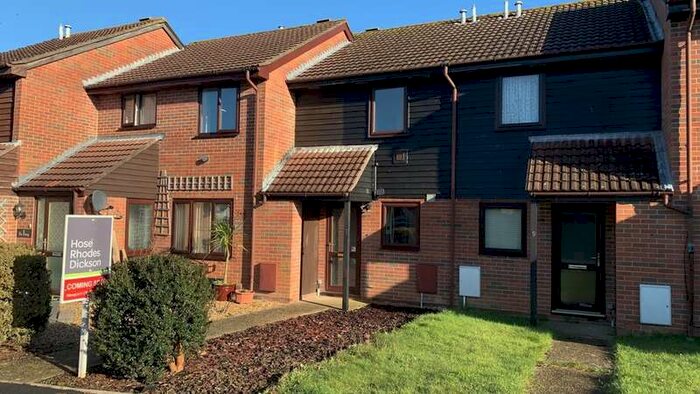 2 Bedroom Terraced House To Rent In The Limes, Newport, PO30