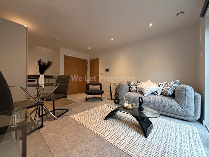 1 Bedroom Flat To Rent In Ordsall Lane, Salford, M5