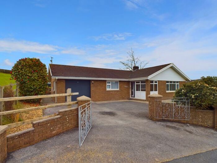 2 Bedroom Detached Bungalow To Rent In Llysonnen Road, Carmarthen, SA33