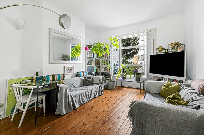 1 Bedroom Flat To Rent In Richborne Terrace, London, SW8