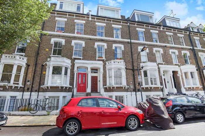 2 Bedroom Flat To Rent In Gratton Road, London, W14