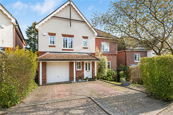 5 Bedroom Detached House For Sale In Charlotte Close, Caversham Heights, Reading, RG4