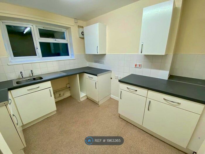 2 Bedroom Flat To Rent In New Street, Wem, Shrewsbury, SY4