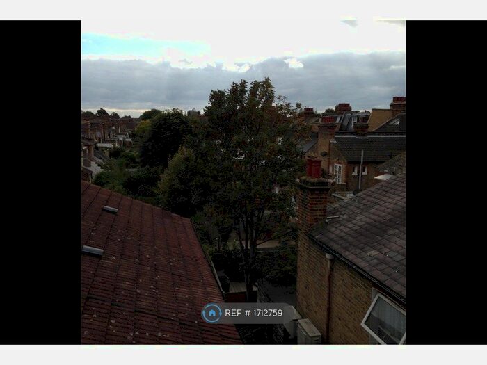 2 Bedroom Maisonette To Rent In Franciscan Road, London, SW17