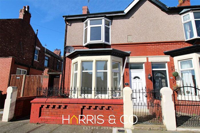 3 Bedroom Semi Detached House For Sale In Dryden Road, Fleetwood, Lancashire, FY7