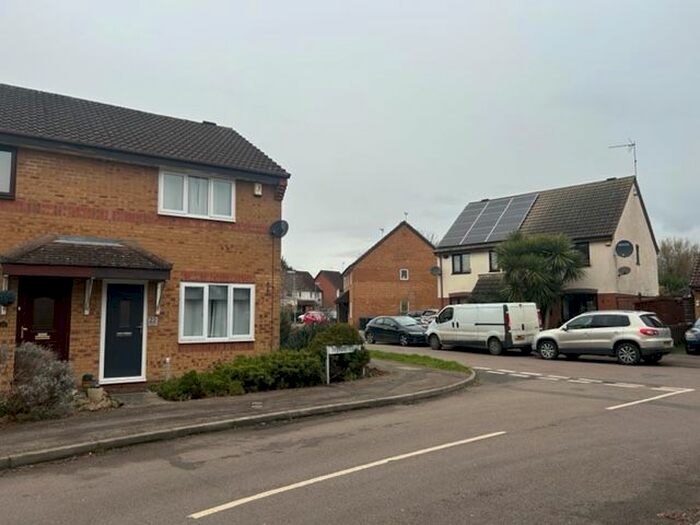 2 Bedroom Property To Rent In Twyford Close, Little Billing, Northampton, NN3