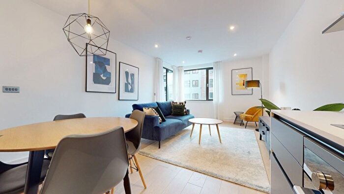 1 Bedroom Flat To Rent In Hackney Road, London, E2