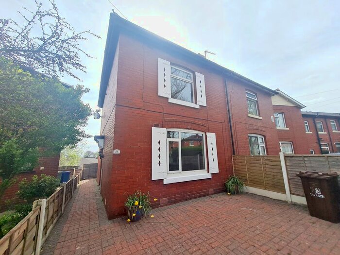 2 Bedroom Semi-Detached House To Rent In Teak Street, Bury, BL9