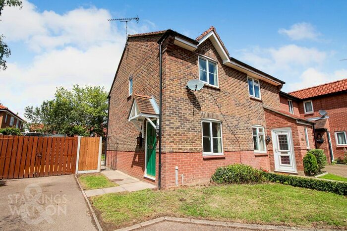 2 Bedroom Semi-Detached House To Rent In Mardling Run, Acle, Norwich, NR13