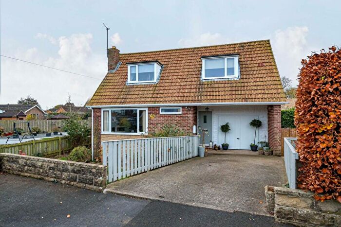 3 Bedroom Detached House For Sale In Red Bank Close, Ripon, HG4