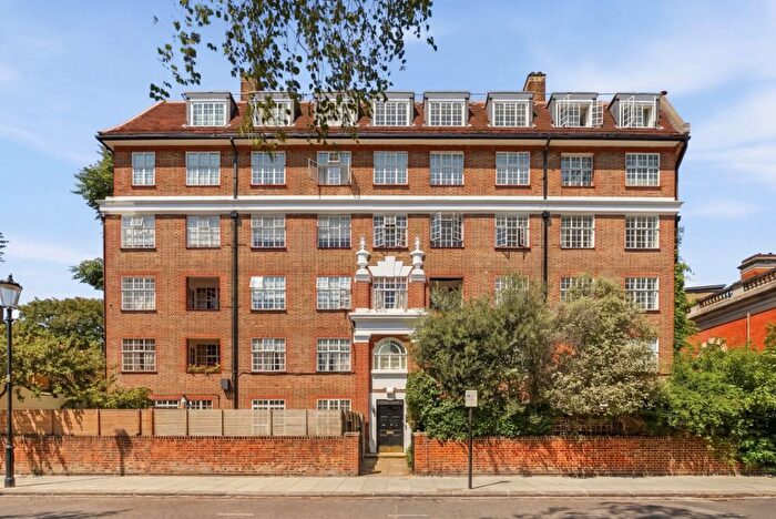 1 Bedroom Flat For Sale In Kings Court South, Chelsea, SW3