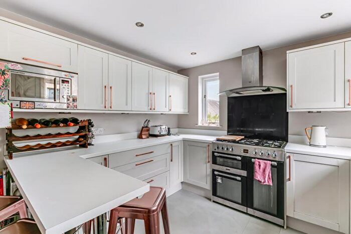 3 Bedroom Semi-Detached House For Sale In The Old Orchard, Pool-in-Wharfedale, LS21