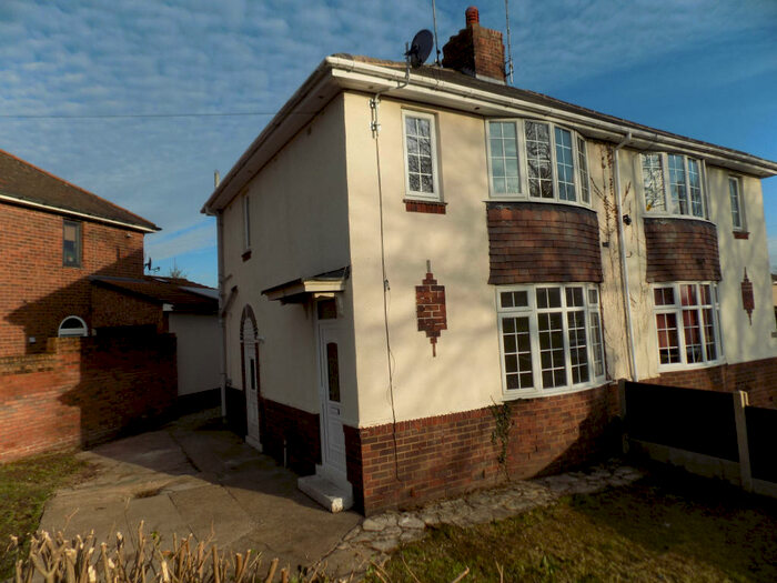 3 Bedroom Semi-Detached House To Rent In Sunfield Avenue, Worksop, S81