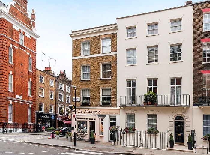 1 Bedroom Flat To Rent In Upper Berkeley Street, London, W1H