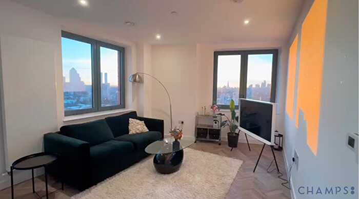 2 Bedroom Flat To Rent In Makers Yard, London, E3