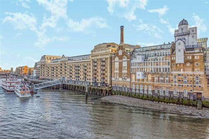 3 Bedroom Flat To Rent In Shad Thames, London, SE1
