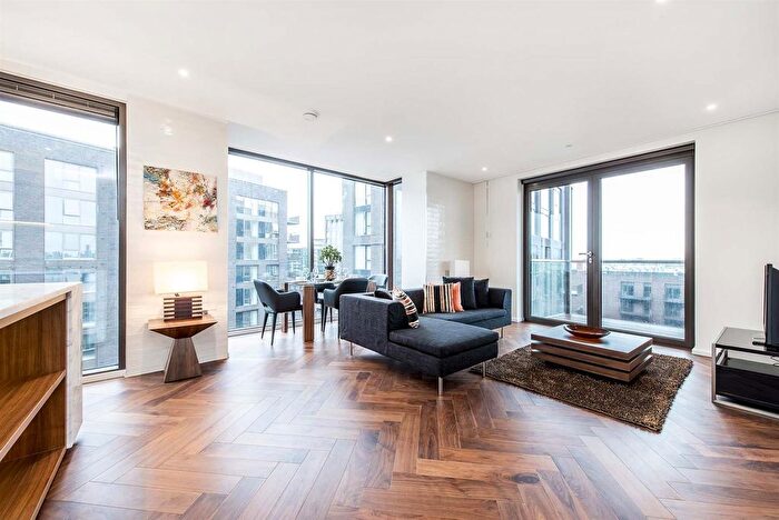 1 Bedroom Flat For Sale In Ambassador Building, Embassy Gardens, Nine Elms, London, SW11