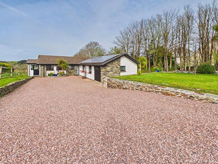 5 Bedroom Detached Bungalow For Sale In Pinch Hill, Marhamchurch, EX23