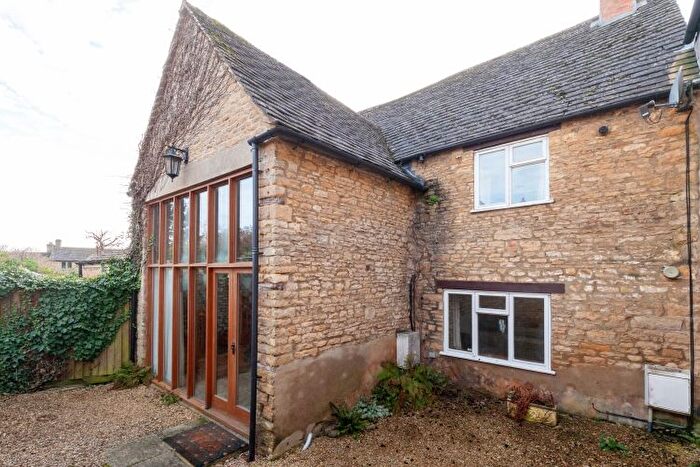 2 Bedroom Barn Conversion To Rent In Hone Court, Pooles Lane, Charlbury, OX7