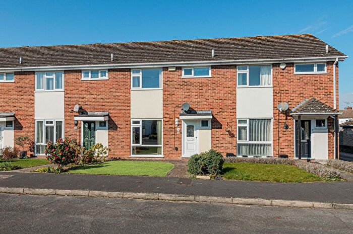 3 Bedroom Terraced House For Sale In Blenheim Avenue, Faversham, ME13