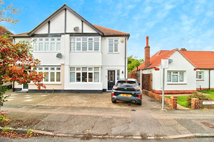 3 Bedroom Semi-Detached House For Sale In Cedar Road, Romford, RM7