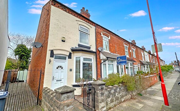 3 Bedroom End Of Terrace House For Sale In Holly Road, Kings Norton, Birmingham, B30
