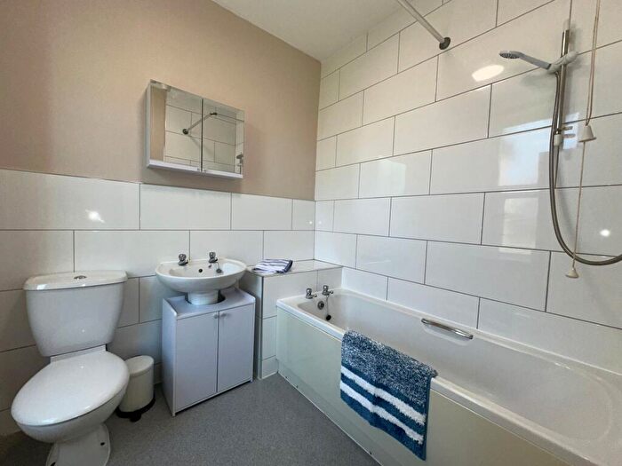 1 Bedroom Flat To Rent In Whitham Road, Sheffield, S10