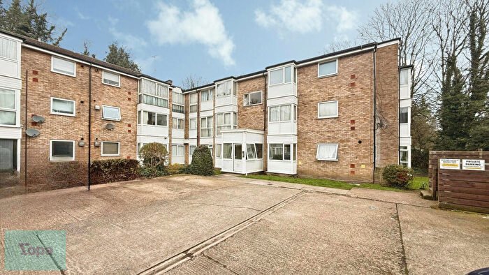 1 Bedroom Flat For Sale In Vincent Road, Luton, LU4