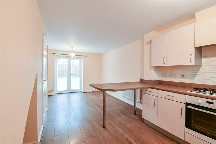 2 Bedroom End Of Terrace House To Rent In Treharne Road, Barry, CF63